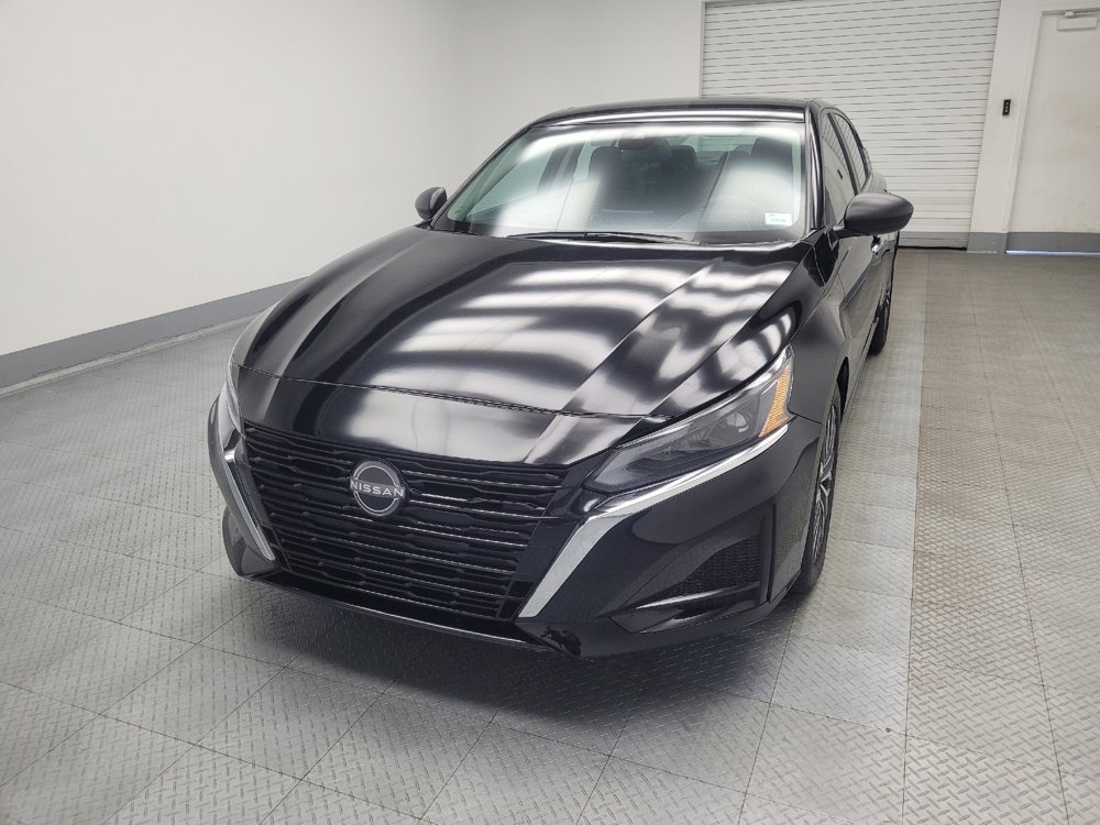 Used 2024 Nissan Altima 2.5 SV image 15