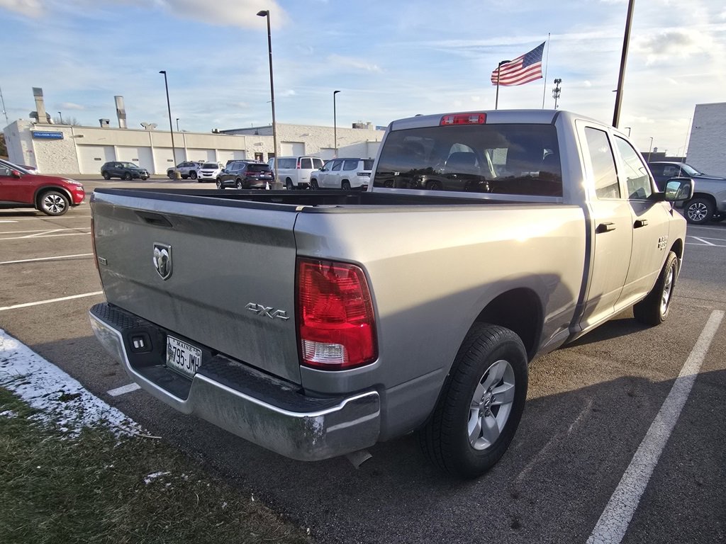 Used 2024 RAM 1500 Classic SLT image 3