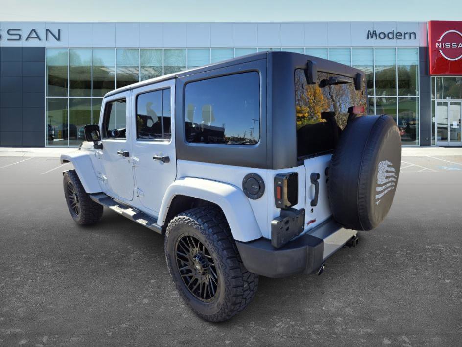 Used 2018 Jeep Wrangler Unlimited Sahara image 7