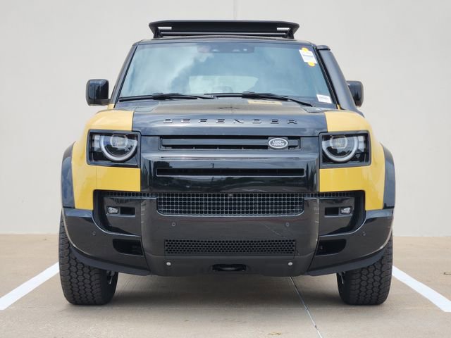 New 2026 Land Rover Defender 110 AWD/4WD image 2