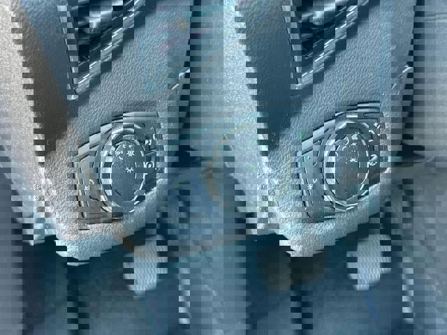 Used 2013 Ford Escape Titanium image 16