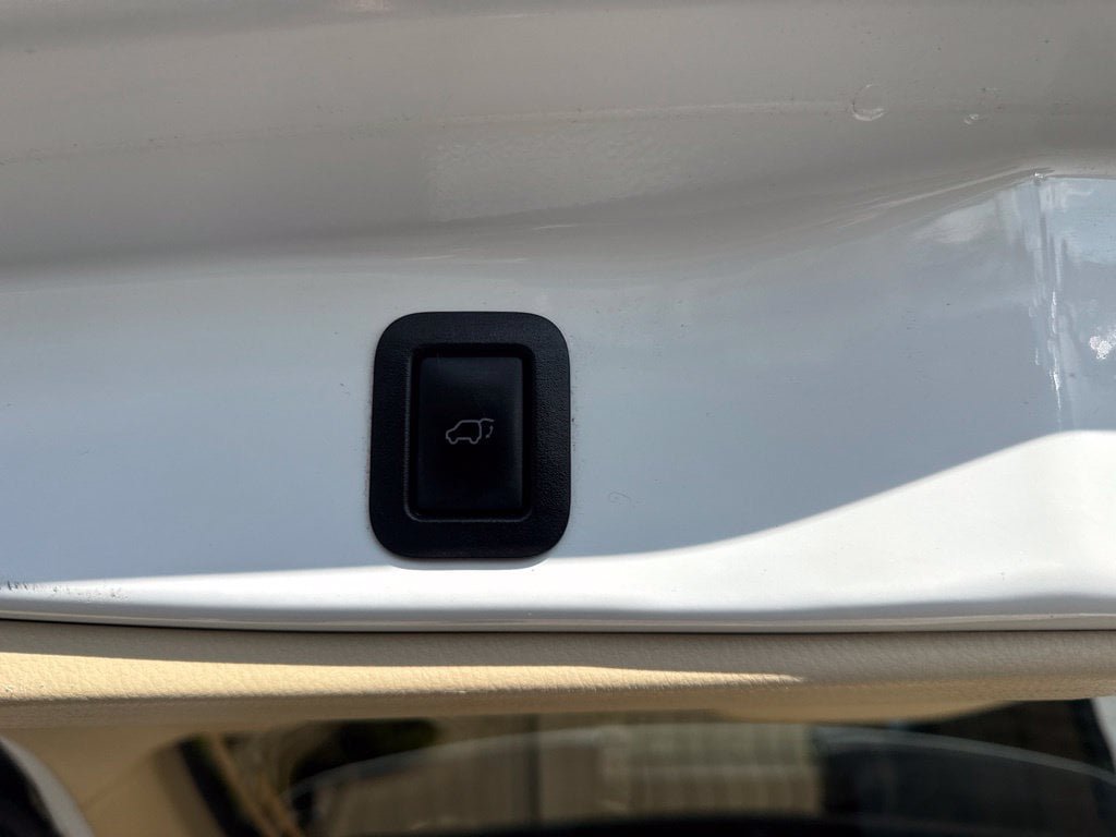 Certified 2019 Toyota Highlander Limited AWD/4WD image 19