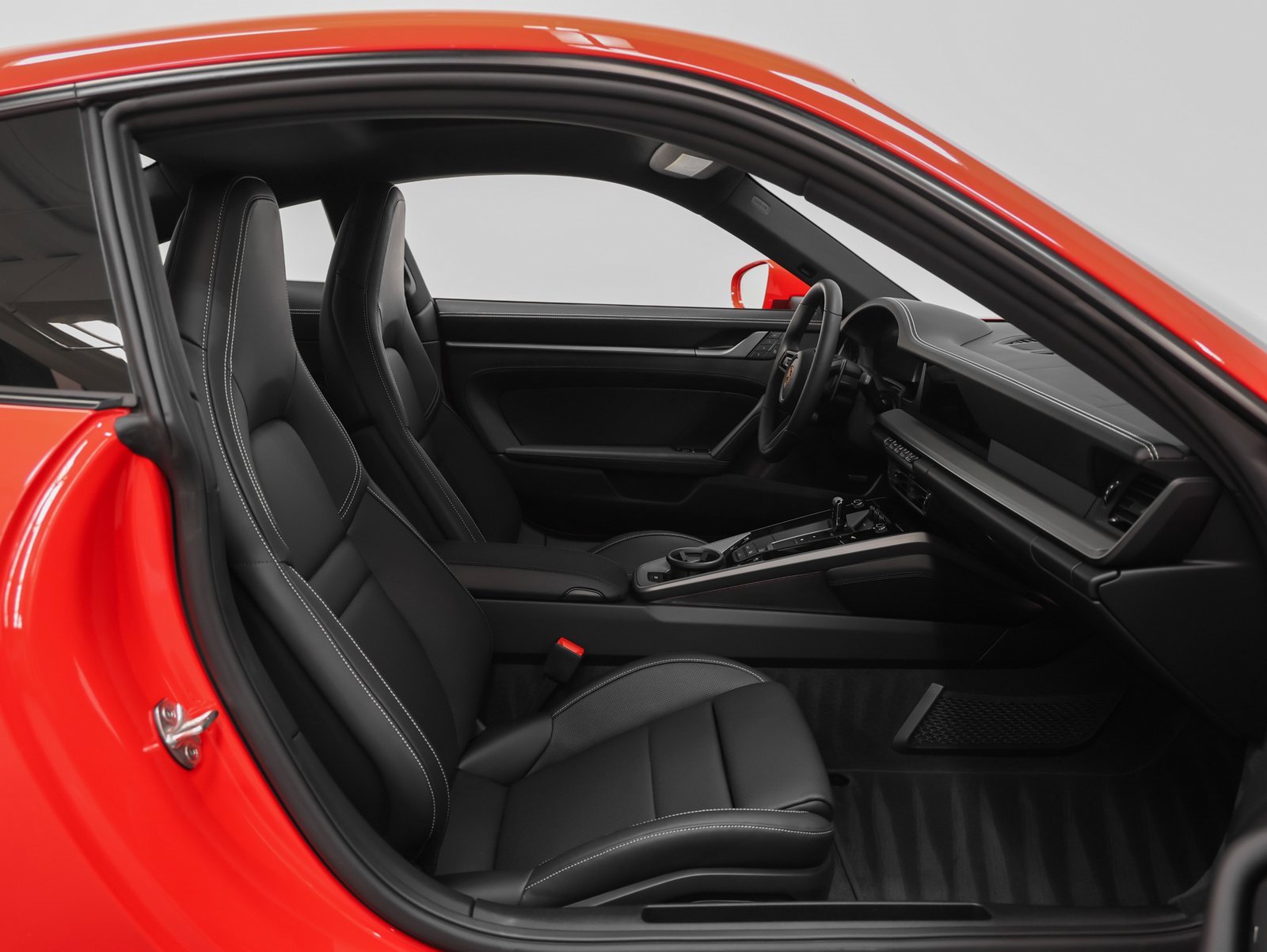 Used 2025 Porsche 911 Carrera image 26