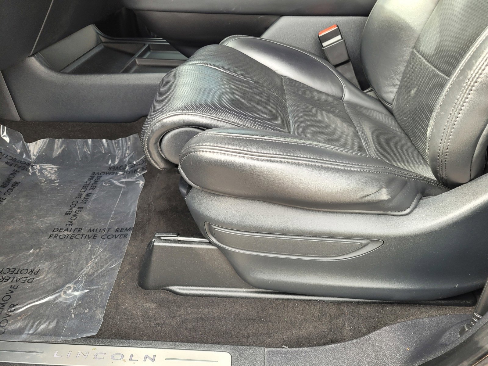 Used 2023 Lincoln Navigator Reserve image 23