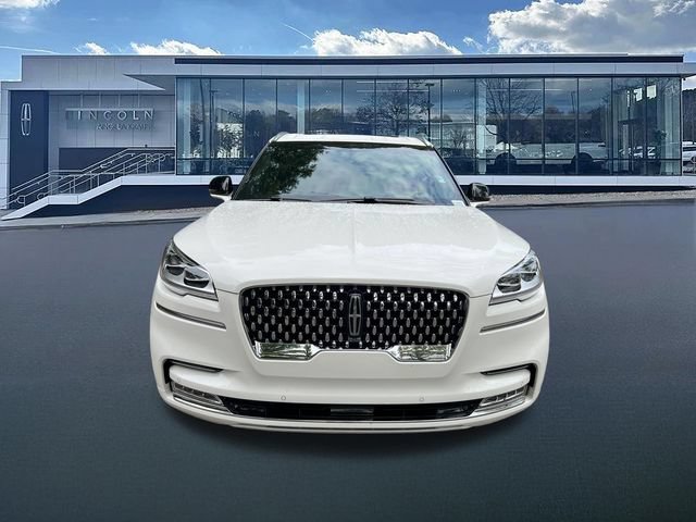 Used 2023 Lincoln Aviator Black Label w/ Dynamic Handling Package AWD/4WD image 2