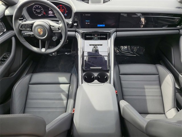 New 2024 Porsche Panamera 4 image 13