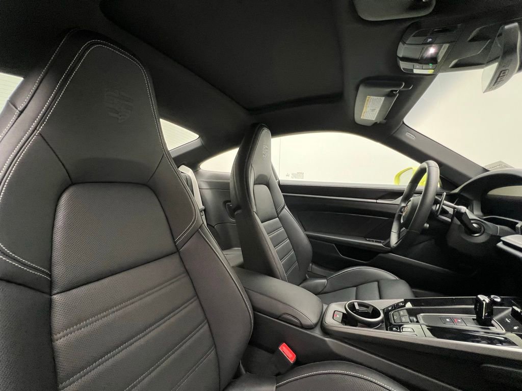Certified 2025 Porsche 911 Carrera image 18