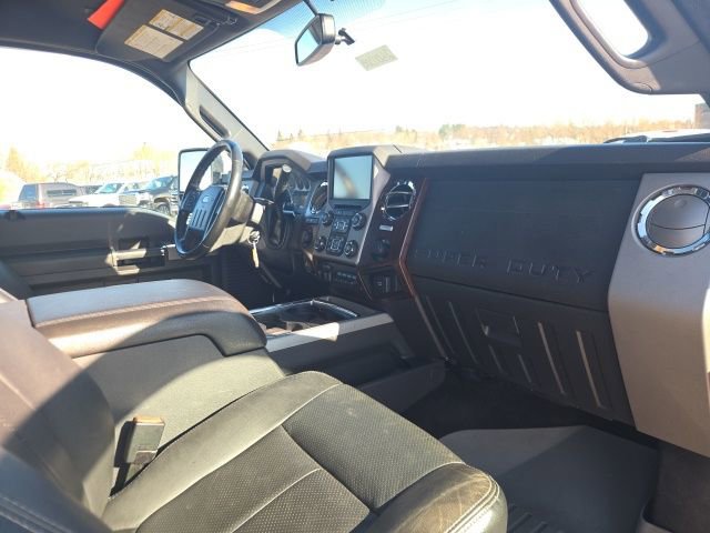 Used 2015 Ford F350 Lariat AWD/4WD image 38