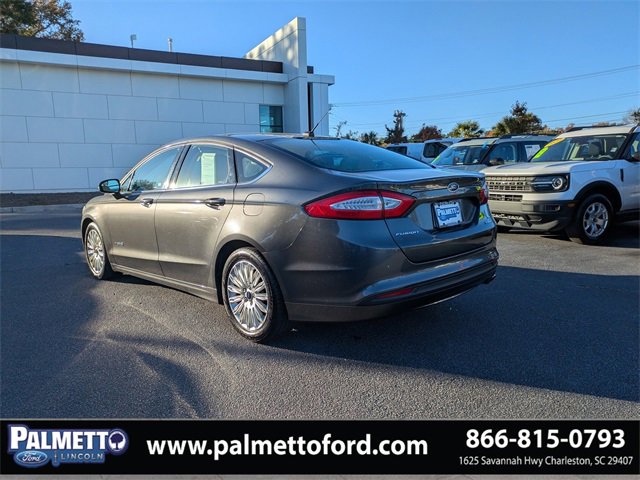 Used 2015 Ford Fusion SE image 6