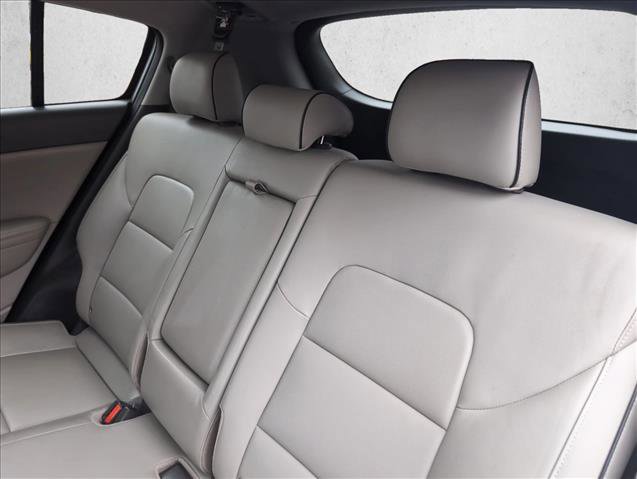 Used 2017 Kia Sportage EX image 18