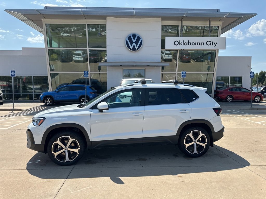 New 2025 Volkswagen Taos SEL