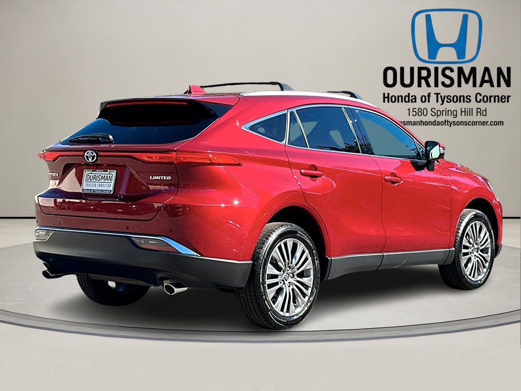 Used 2024 Toyota Venza Limited image 4