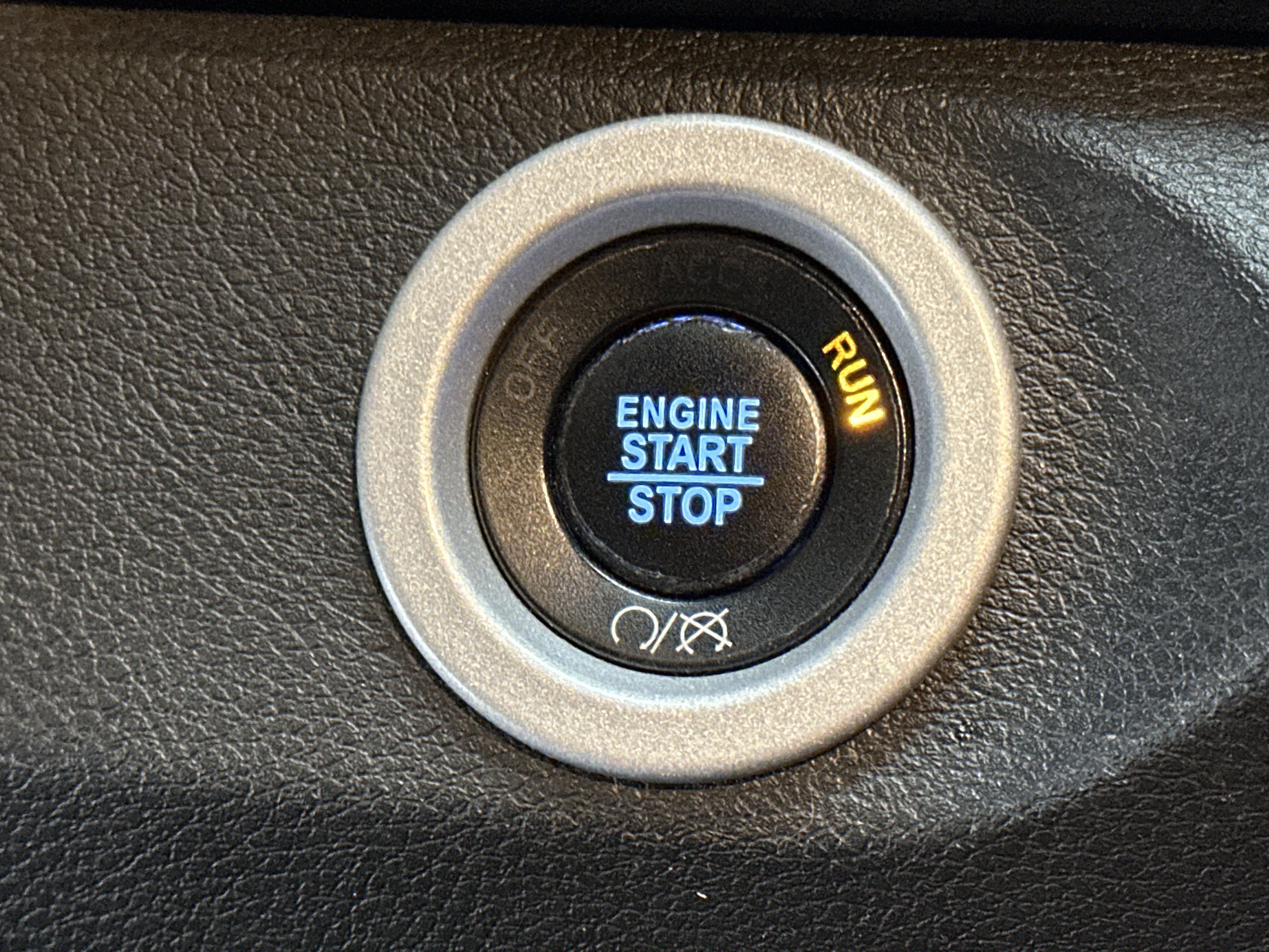 Used 2018 RAM 1500 Rebel w/ Luxury Group image 32