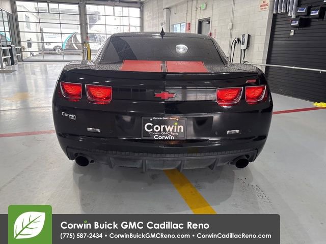 Used 2010 Chevrolet Camaro SS w/ RS Package image 5