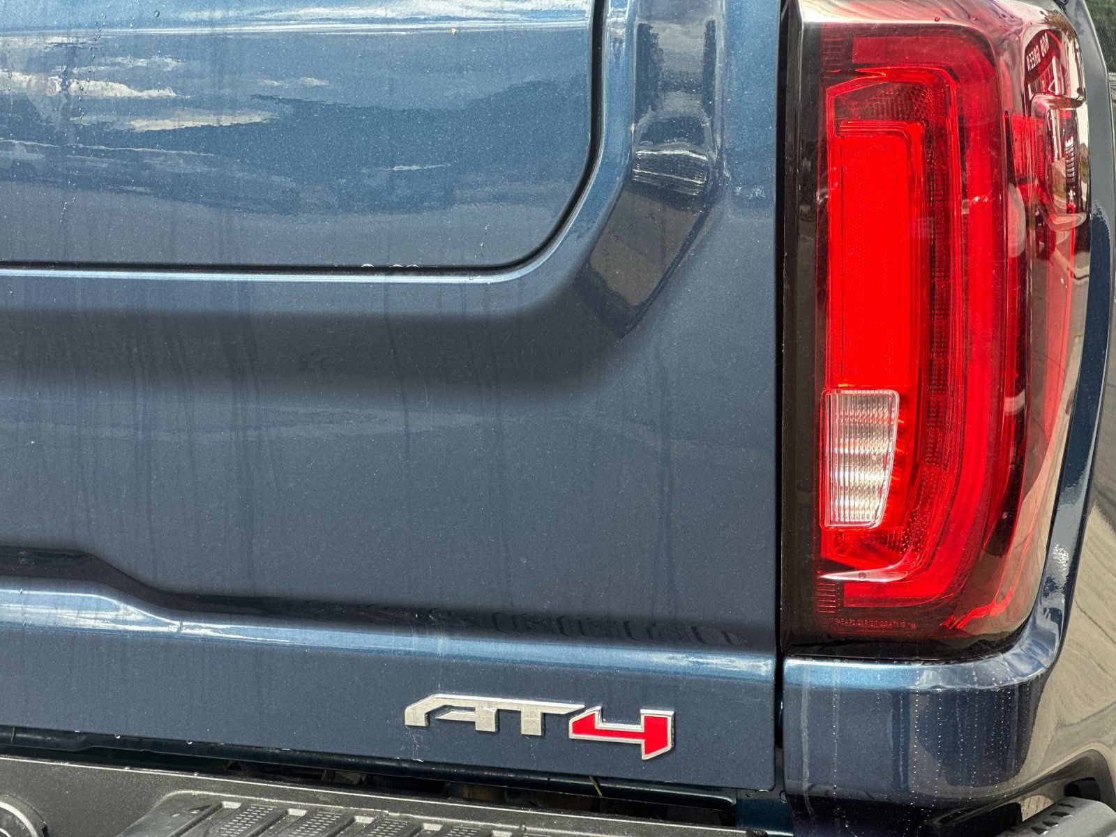 Used 2023 GMC Sierra 3500 AT4 w/ AT4 Preferred Package AWD/4WD image 34