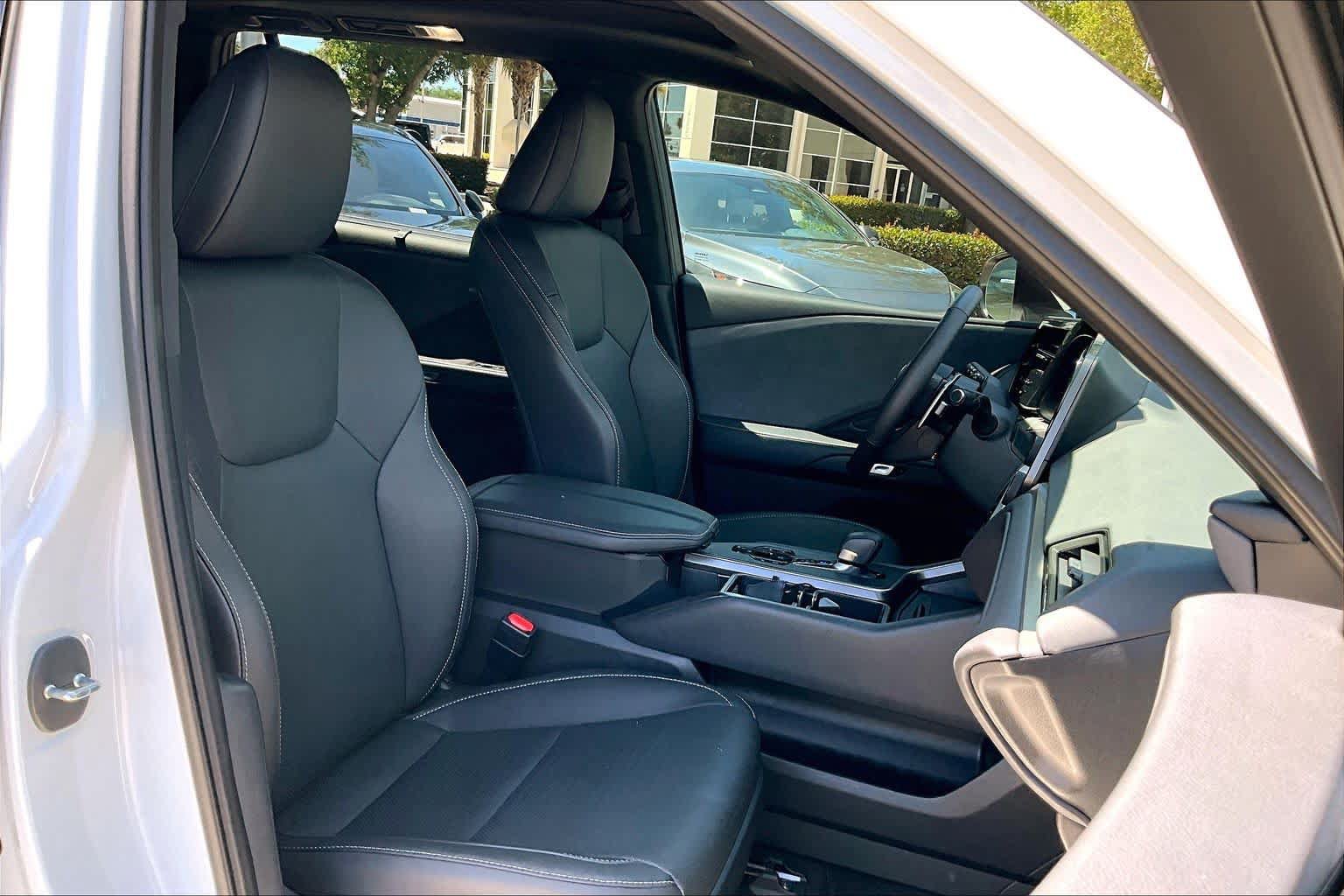 Used 2026 Lexus TX 350 AWD w/ Technology Package image 9