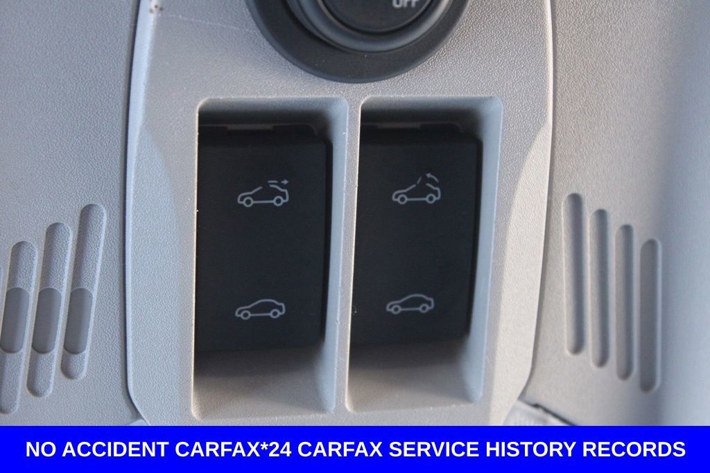 Used 2017 Chevrolet Equinox Premier w/ Enhanced Convenience Package image 40