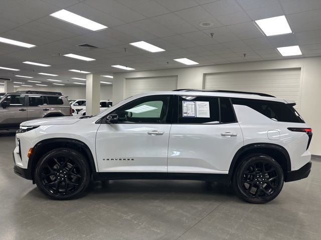 Used 2024 Chevrolet Traverse RS w/ LPO, Floor Liner Package AWD/4WD image 4
