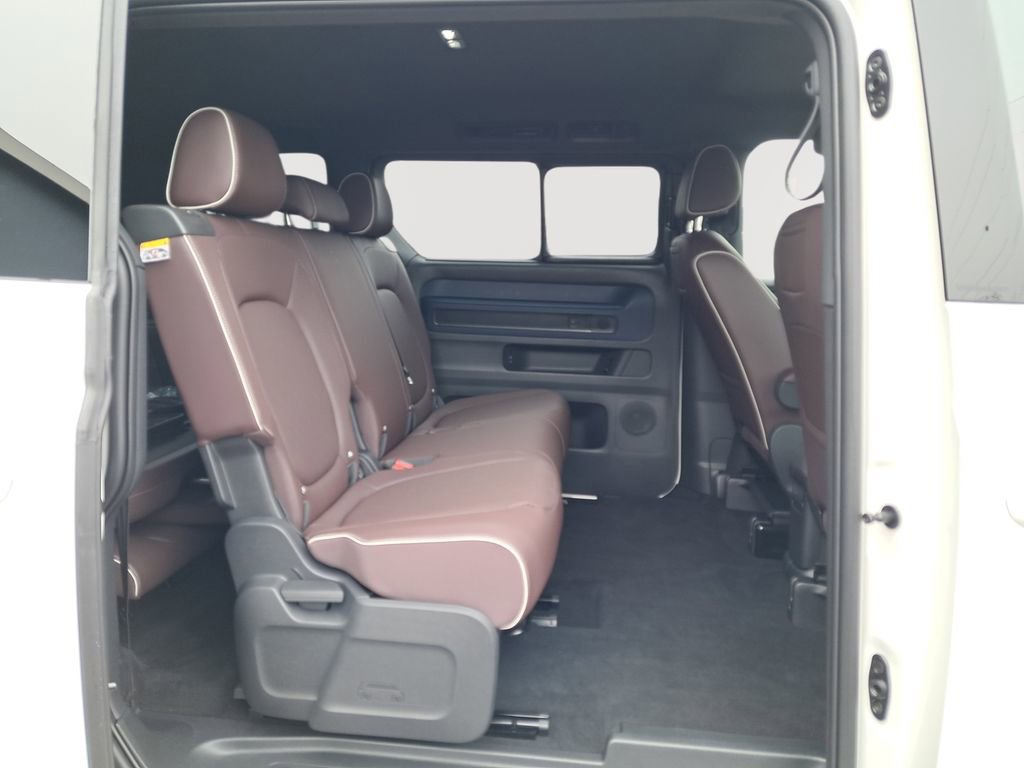 New 2025 Volkswagen ID. Buzz Pro S image 15