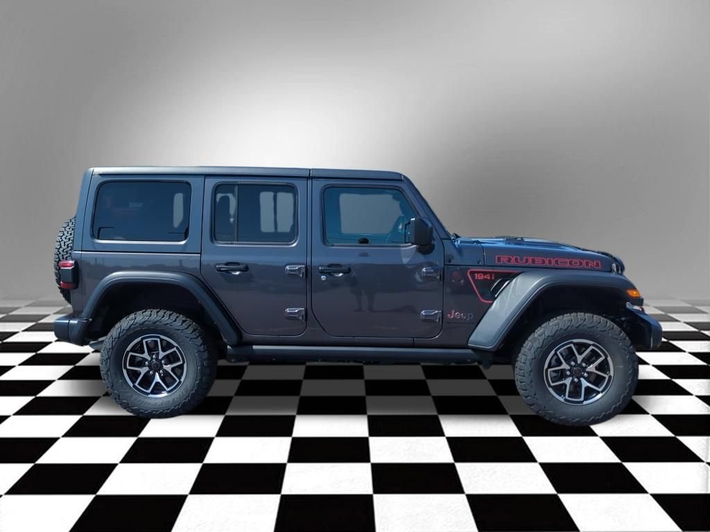 Used 2025 Jeep Wrangler Unlimited Rubicon w/ Convenience Group AWD/4WD image 9