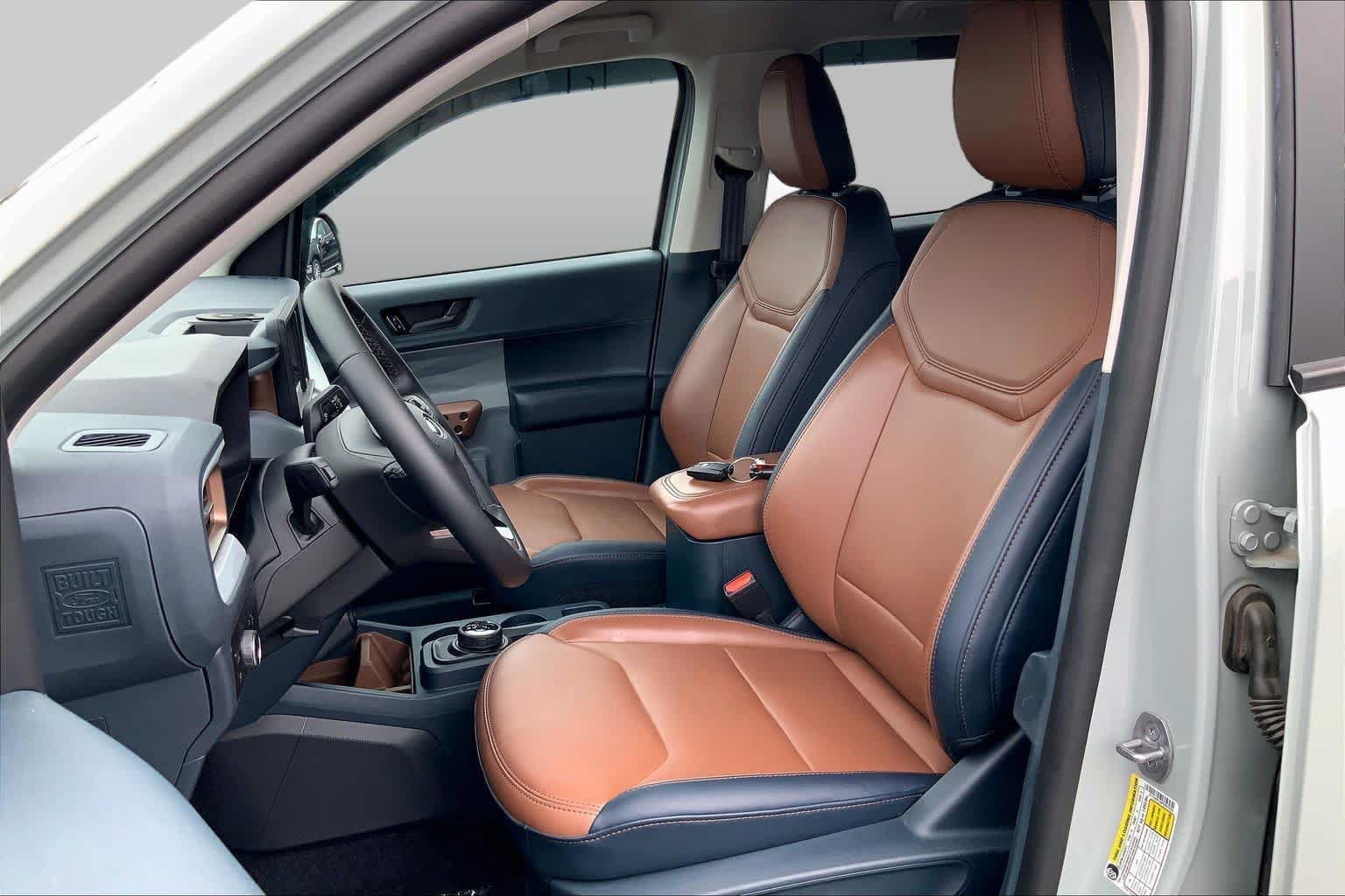 Used 2023 Ford Maverick Lariat FWD image 8