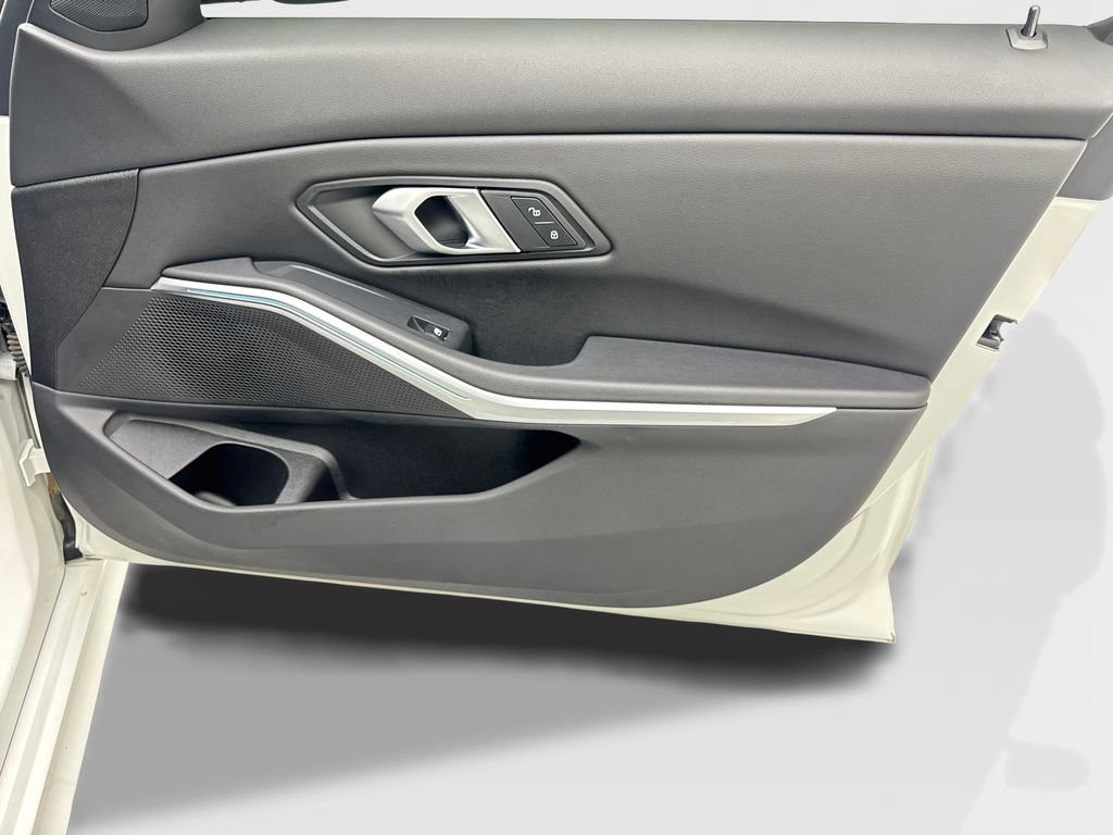 Used 2025 BMW 330i Sedan RWD image 48