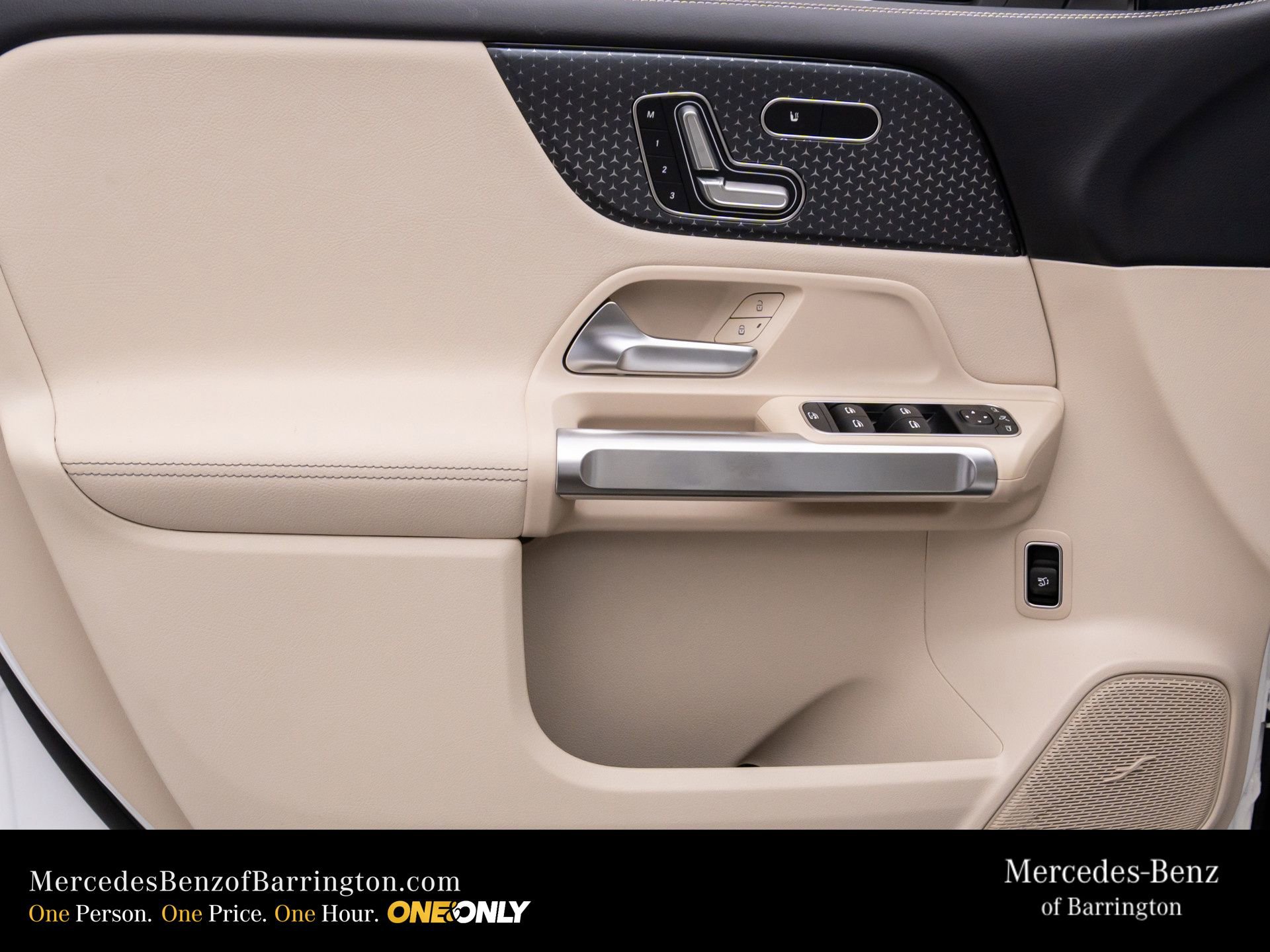 New 2026 Mercedes-Benz GLB 250 4MATIC image 15