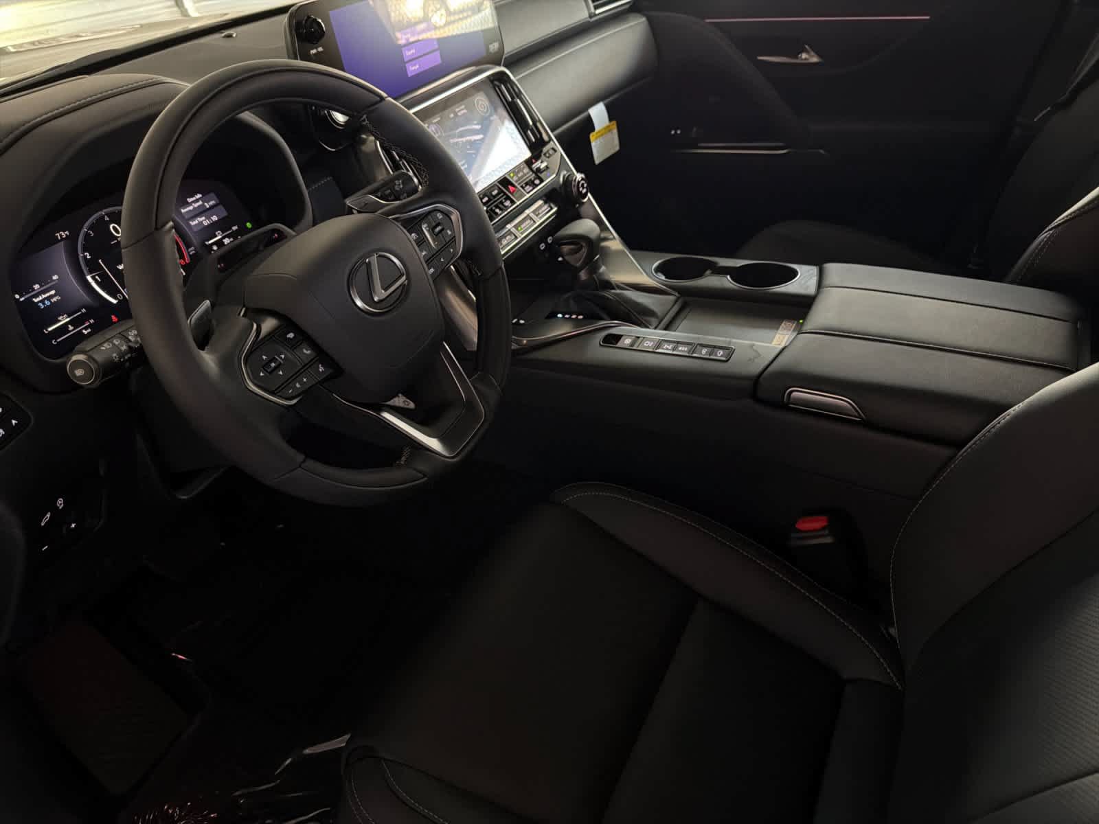 New 2026 Lexus LX 600 4WD w/ Luxury Package image 11