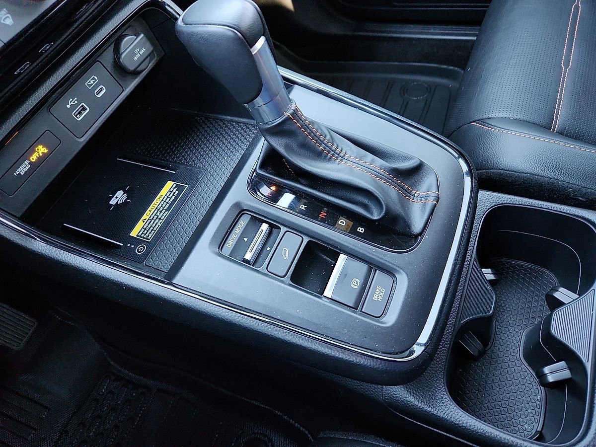 Used 2025 Honda CR-V Sport Touring image 12