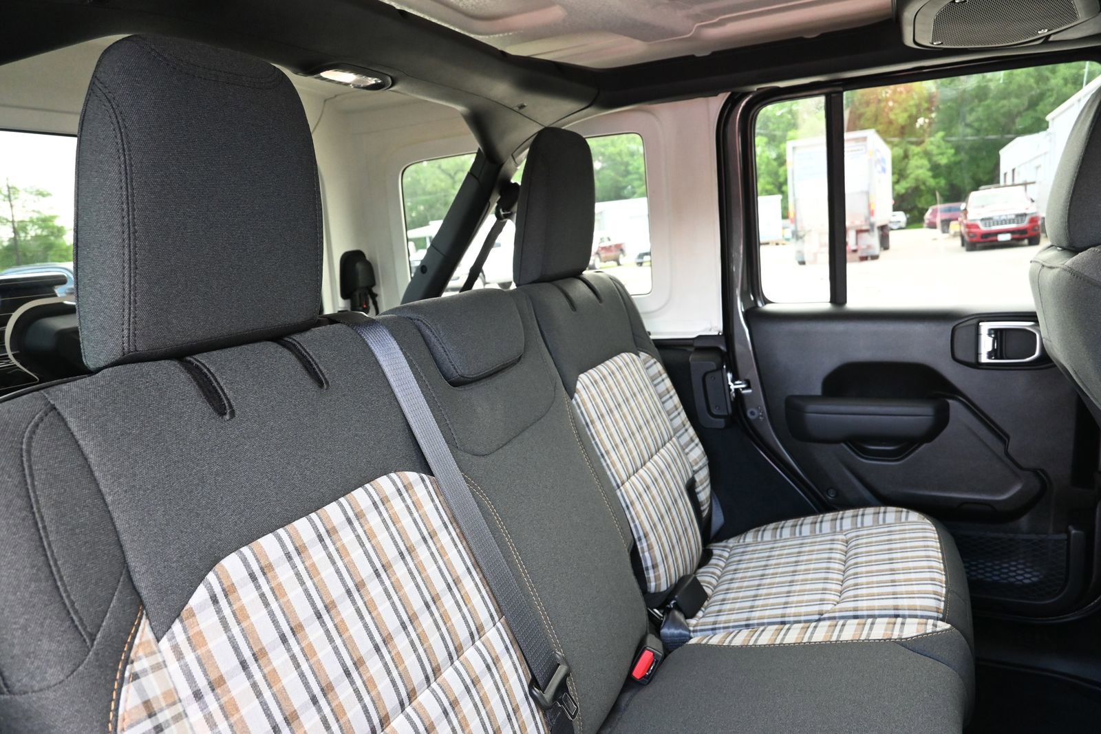 New 2026 Jeep Wrangler Unlimited Sport image 30