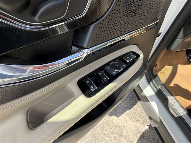 New 2026 Lincoln Corsair Premiere image 13