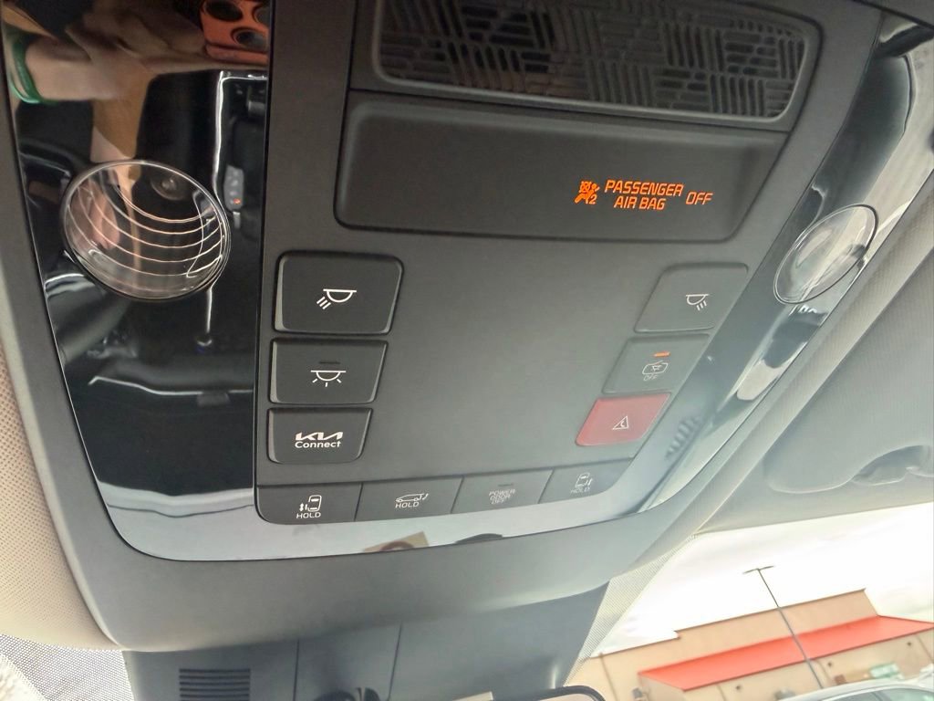 Certified 2026 Kia Carnival EX image 18