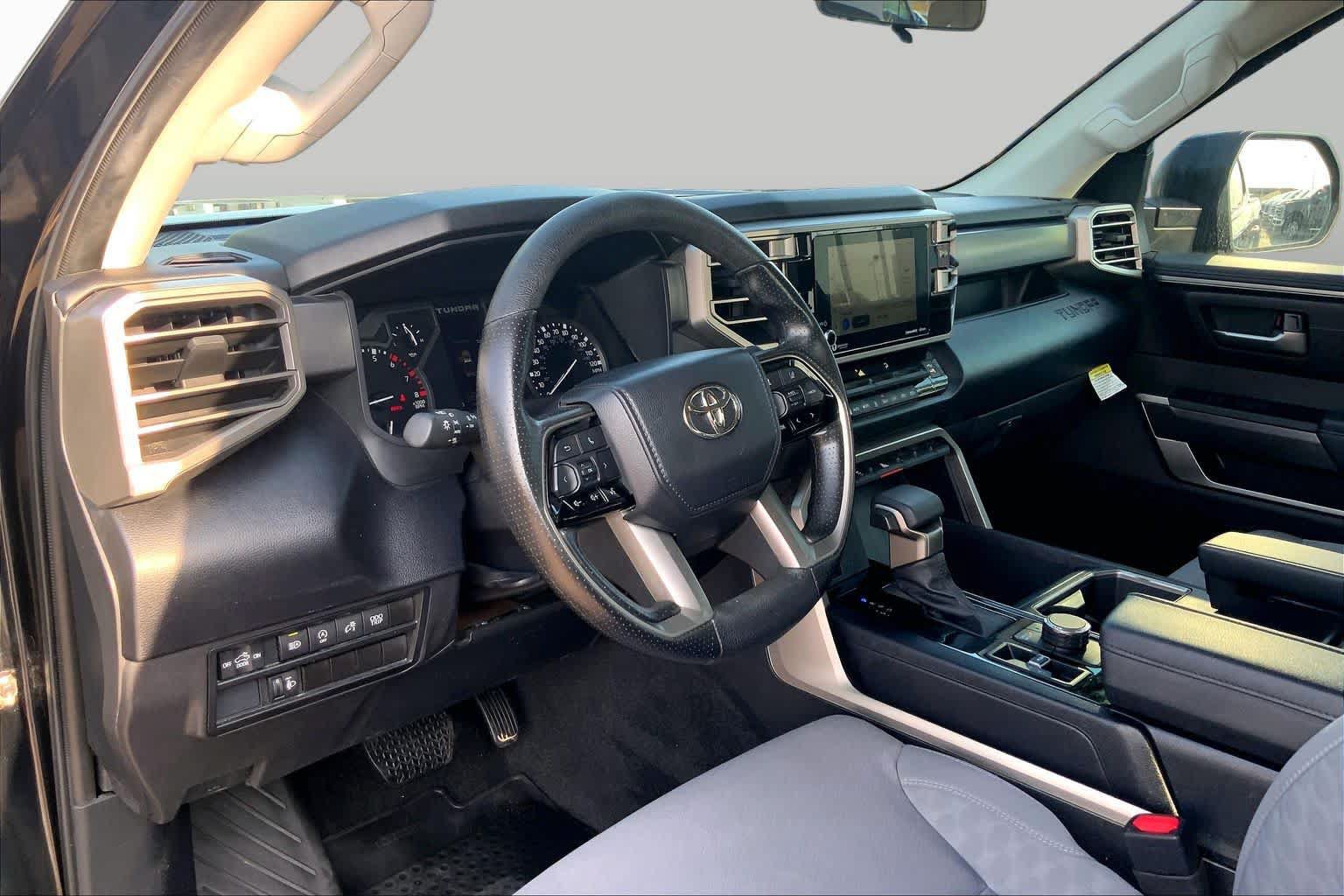 Used 2023 Toyota Tundra SR5 AWD/4WD image 17