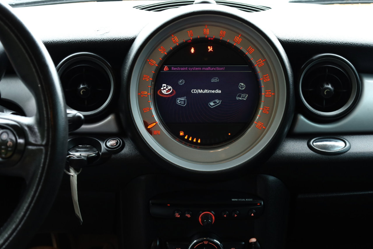 Used 2013 MINI Cooper Hardtop image 7