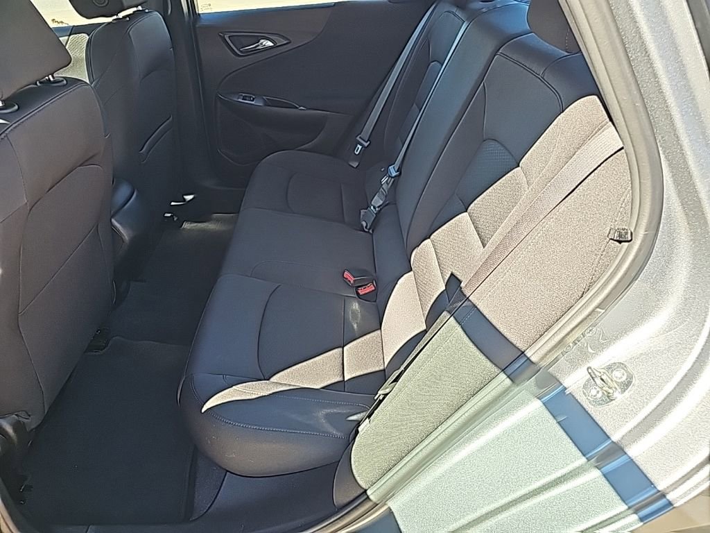 Used 2023 Chevrolet Malibu LS image 18