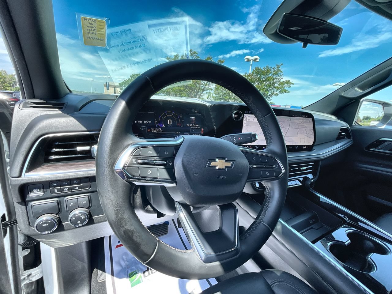 Used 2025 Chevrolet Tahoe LT RWD image 10
