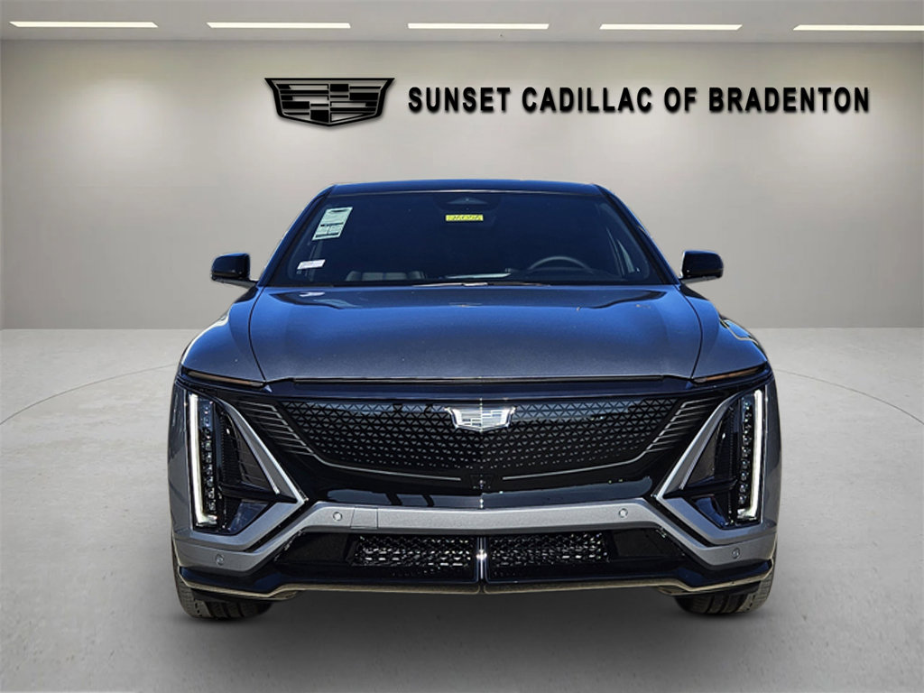 New 2026 Cadillac Lyriq V image 2