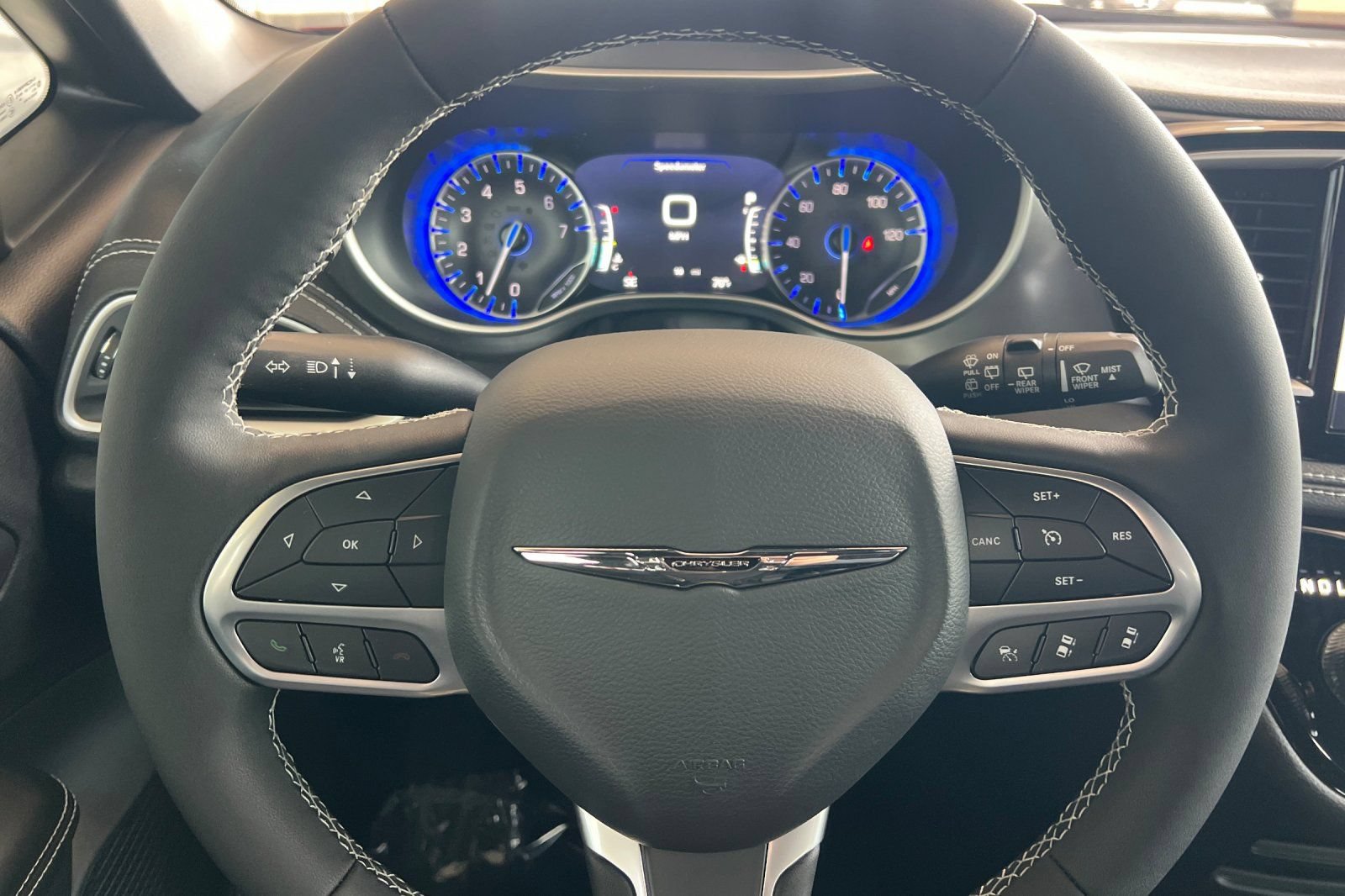 New 2026 Chrysler Pacifica Select AWD/4WD image 26