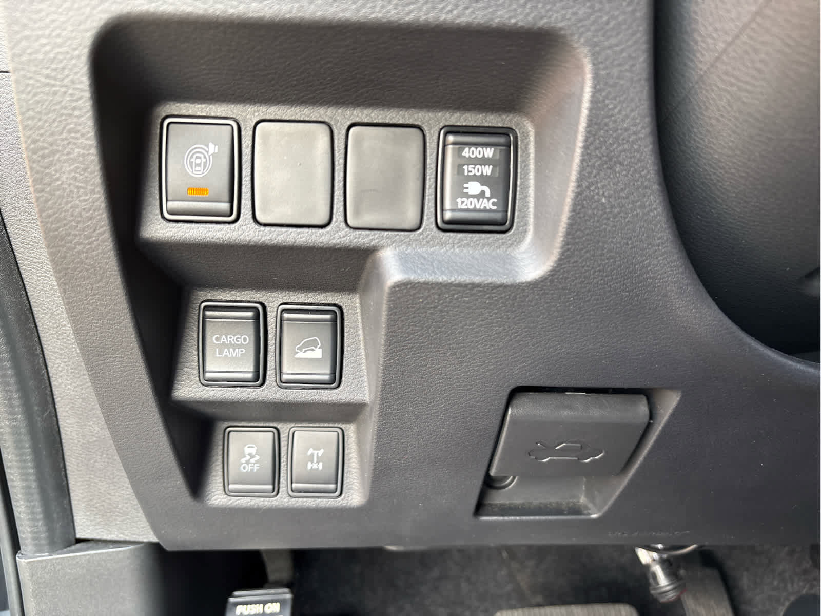 Used 2023 Nissan Frontier PRO-4X w/ Pro-4X Premium Package image 26