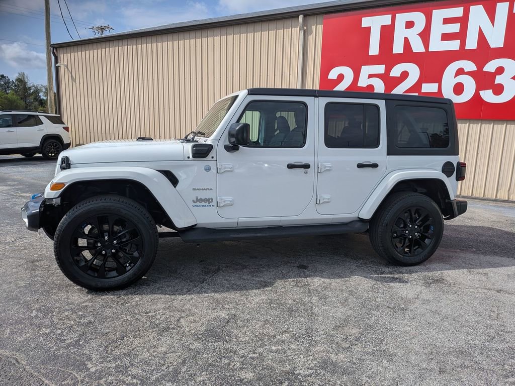 Used 2023 Jeep Wrangler Unlimited Sahara w/ Dual Top Group image 2