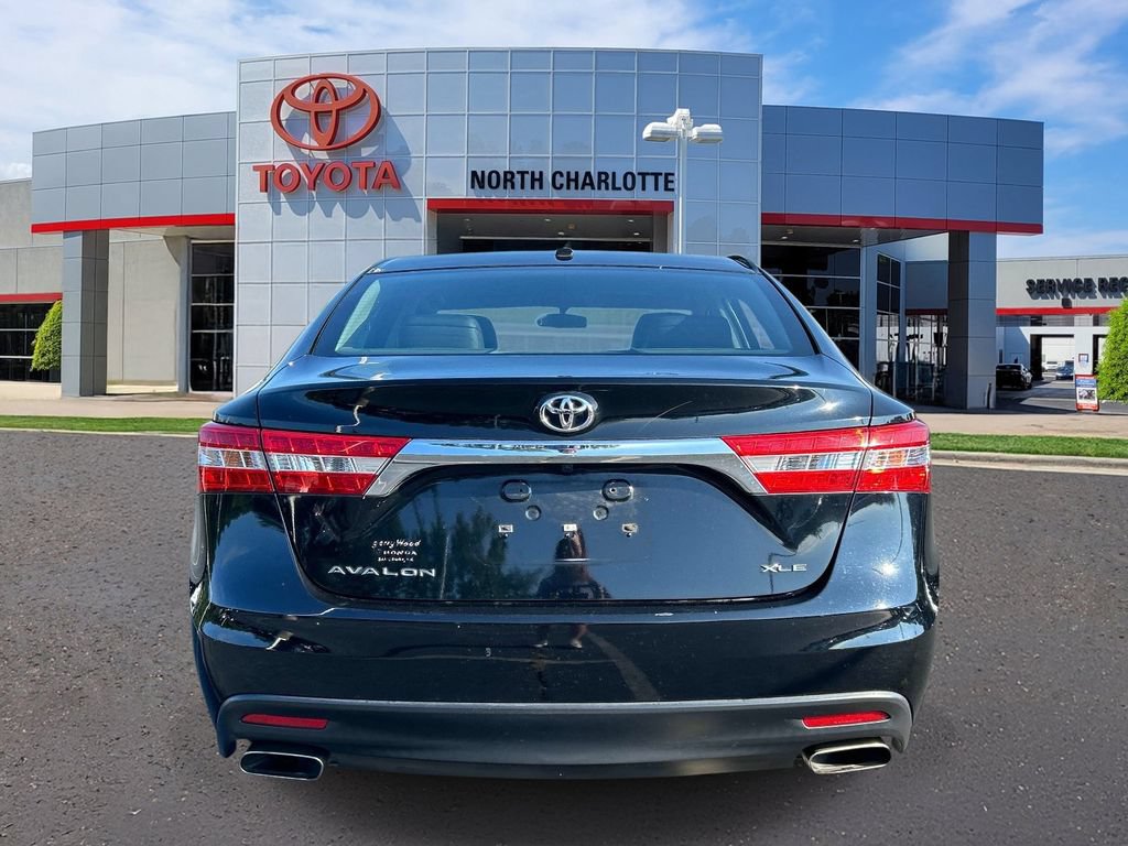 Used 2015 Toyota Avalon XLE FWD image 6