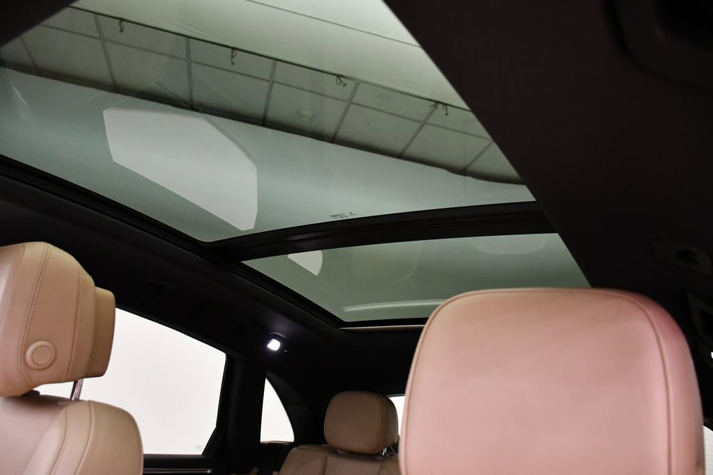 Used 2022 Porsche Macan image 20