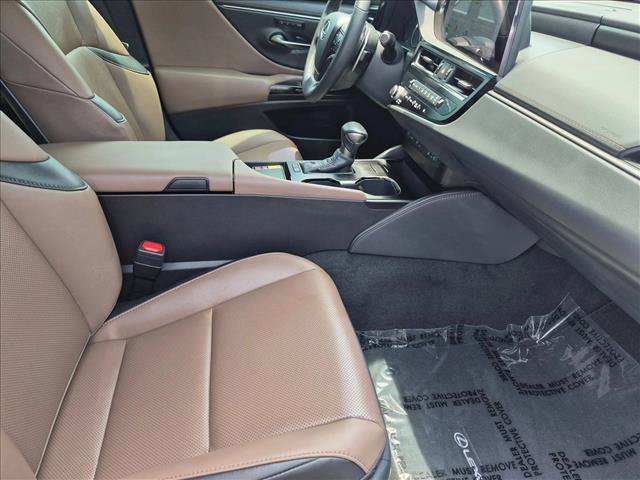 Certified 2025 Lexus ES 300h w/ Premium Package FWD image 20