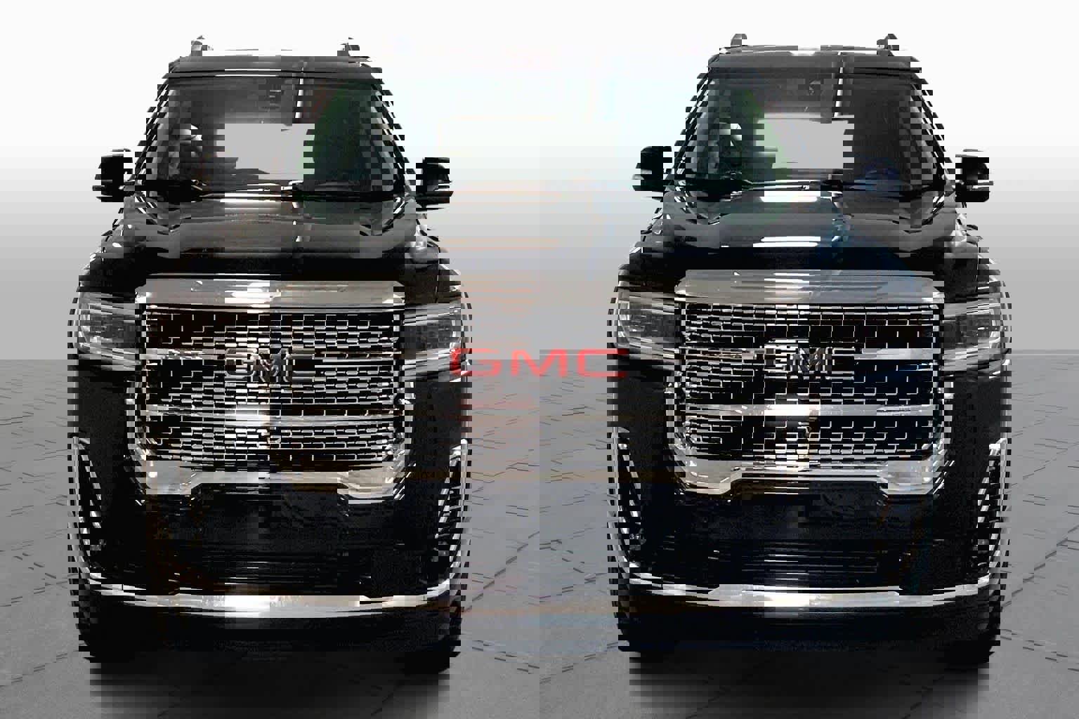 Used 2020 GMC Acadia Denali w/ Trailering Package image 4