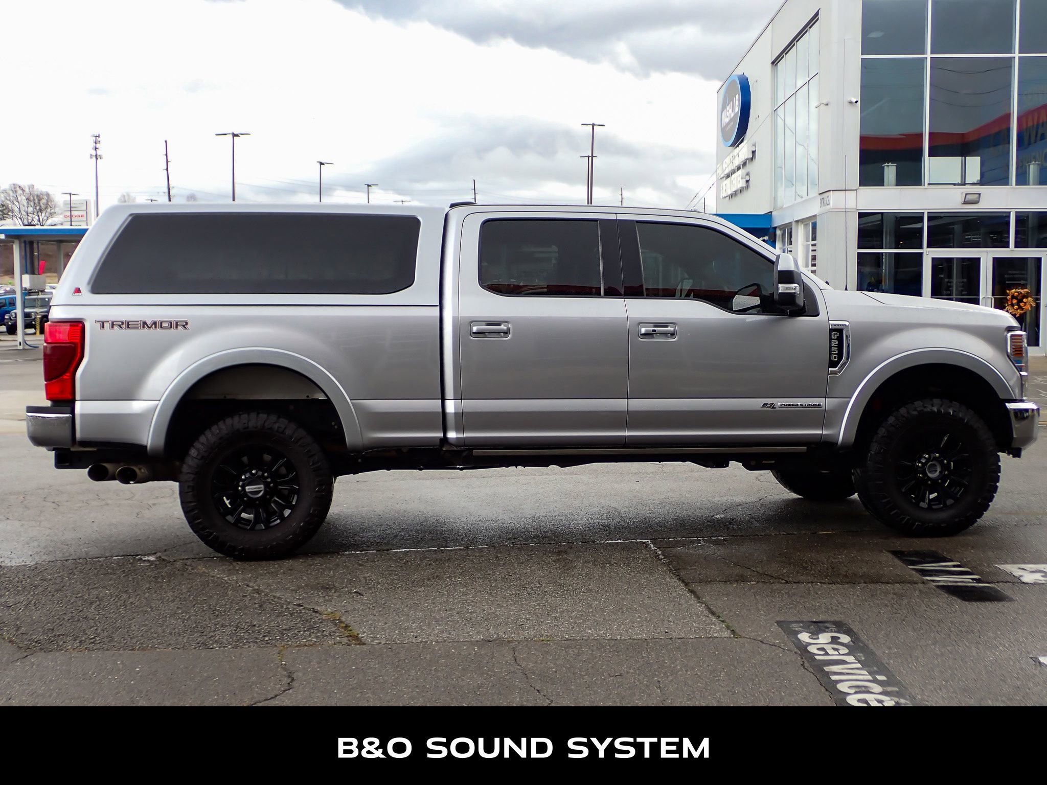 Used 2021 Ford F250 Lariat w/ Tremor Off-Road Package image 9