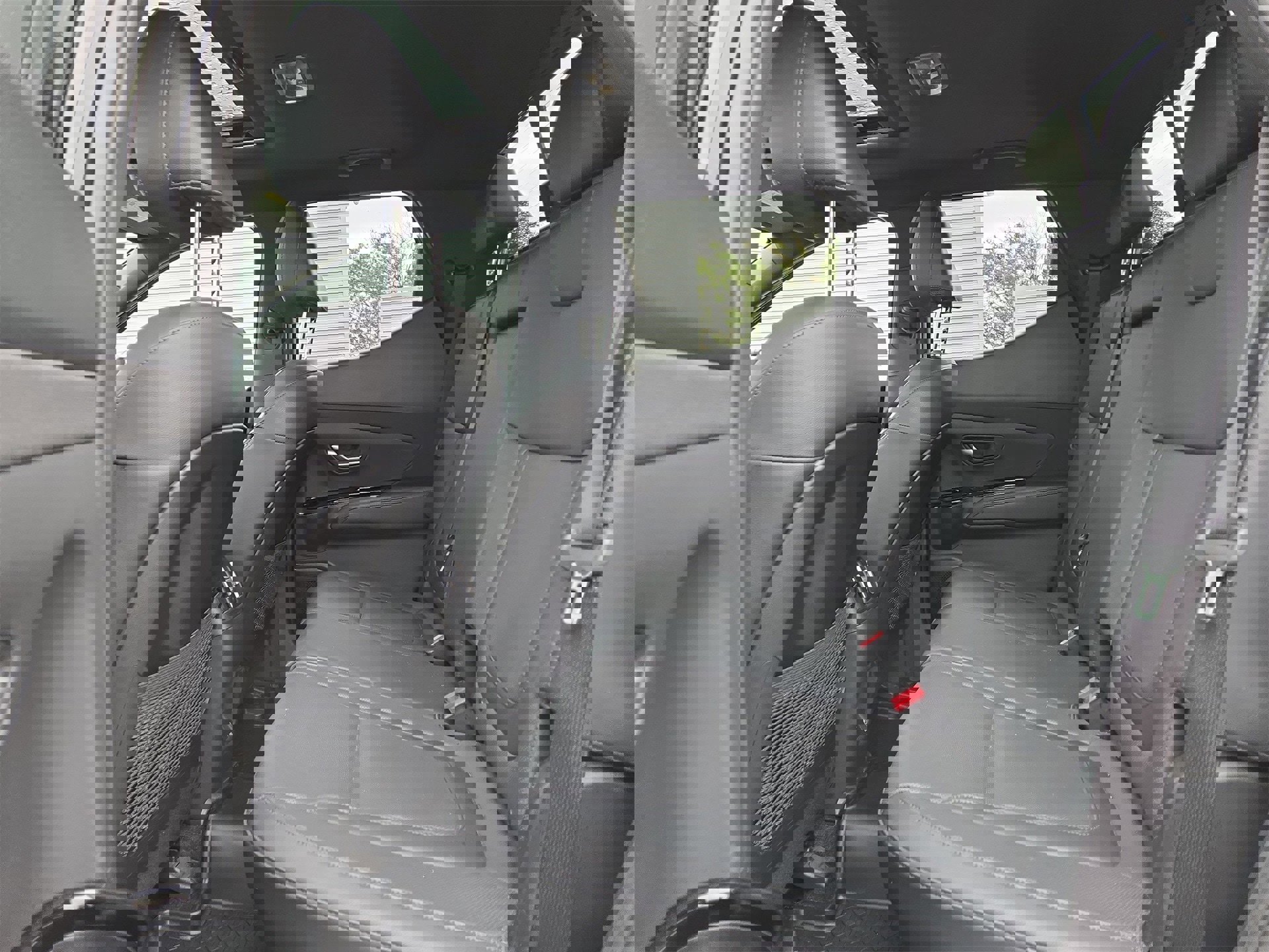 Used 2022 Hyundai Santa Cruz Limited w/ Cargo Package image 13