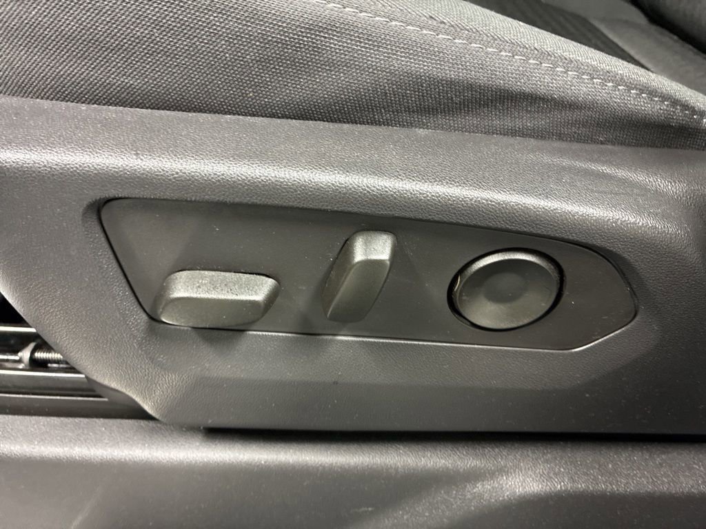 Used 2023 Chevrolet Silverado 1500 RST image 11