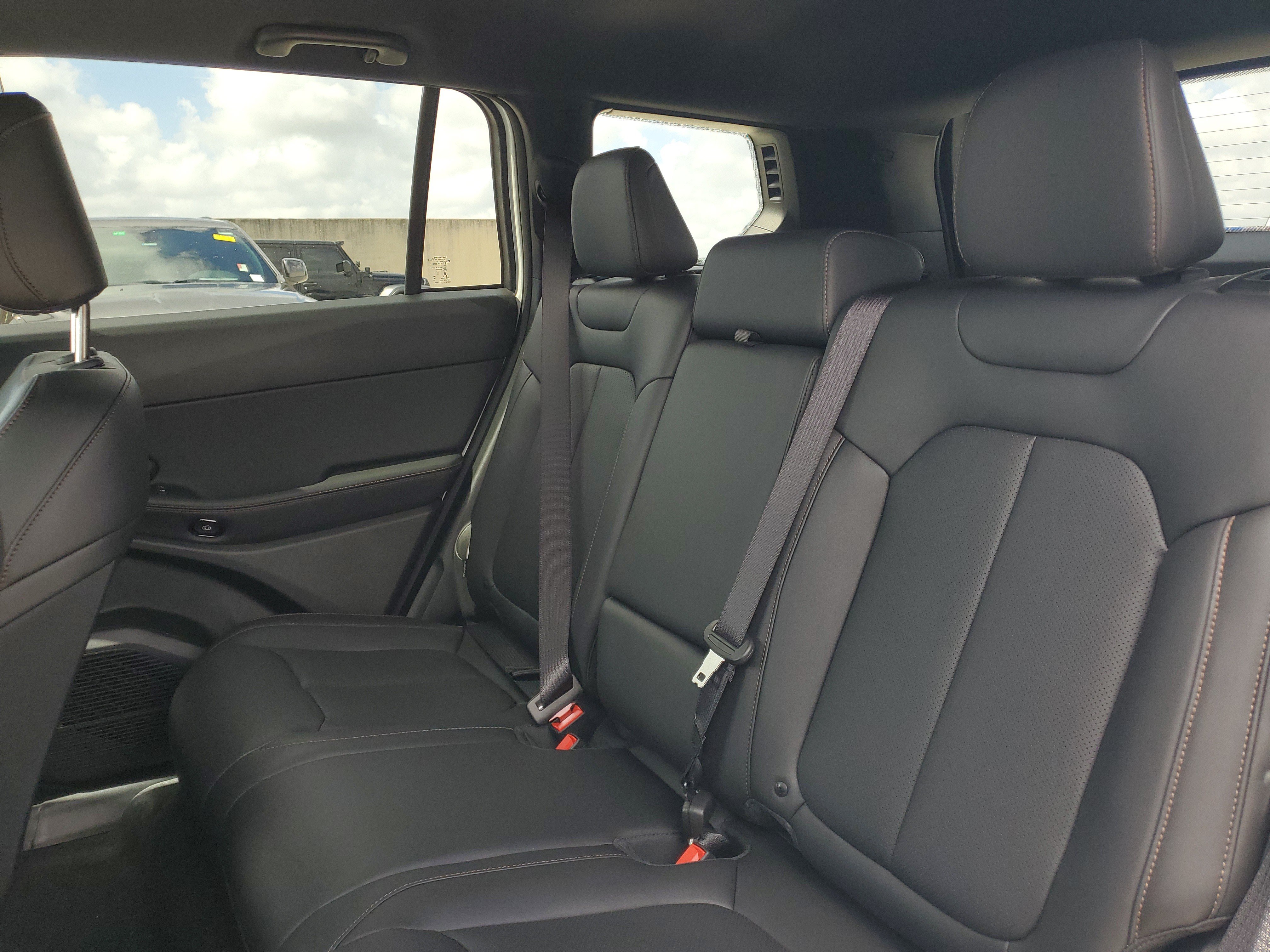 New 2026 Jeep Cherokee Limited AWD/4WD image 8