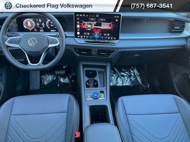 New 2026 Volkswagen Tiguan SE image 28