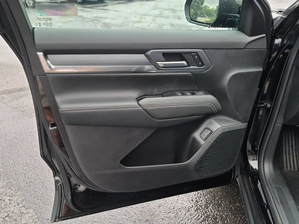 New 2027 GMC Terrain Elevation w/ Elevation Premium Package AWD/4WD image 23